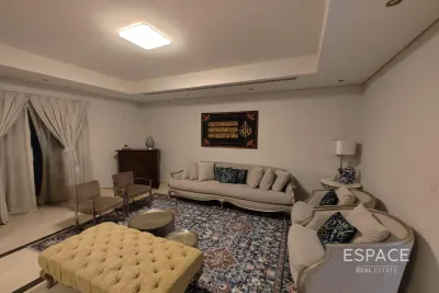 Quortaj 2, Al Furjan, Dubai - Espace