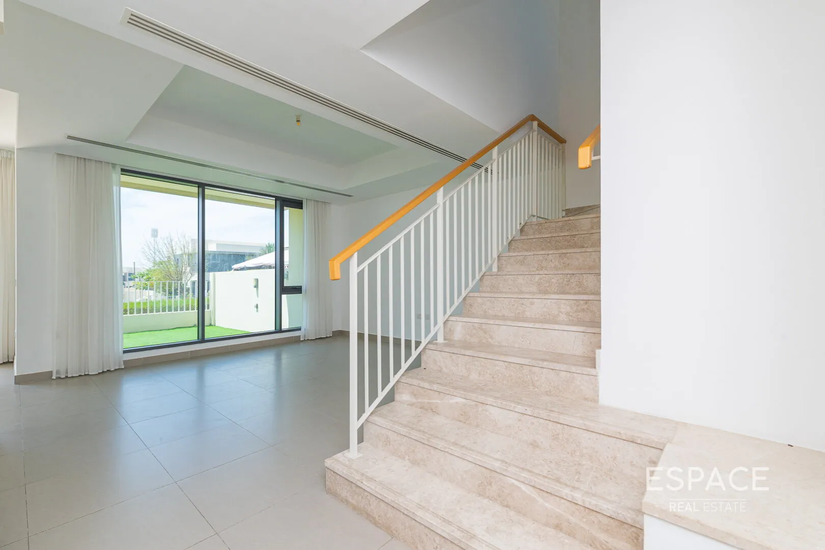 single static gallery