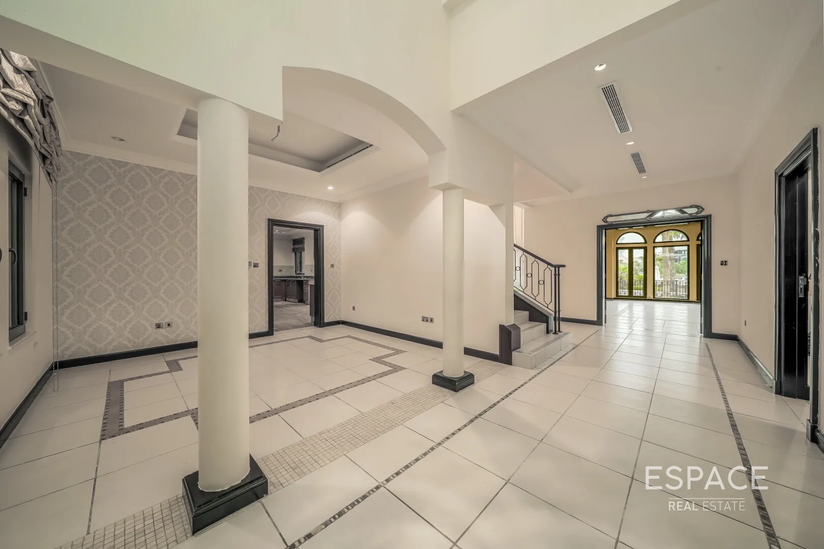 PropertiesGalleryCamera