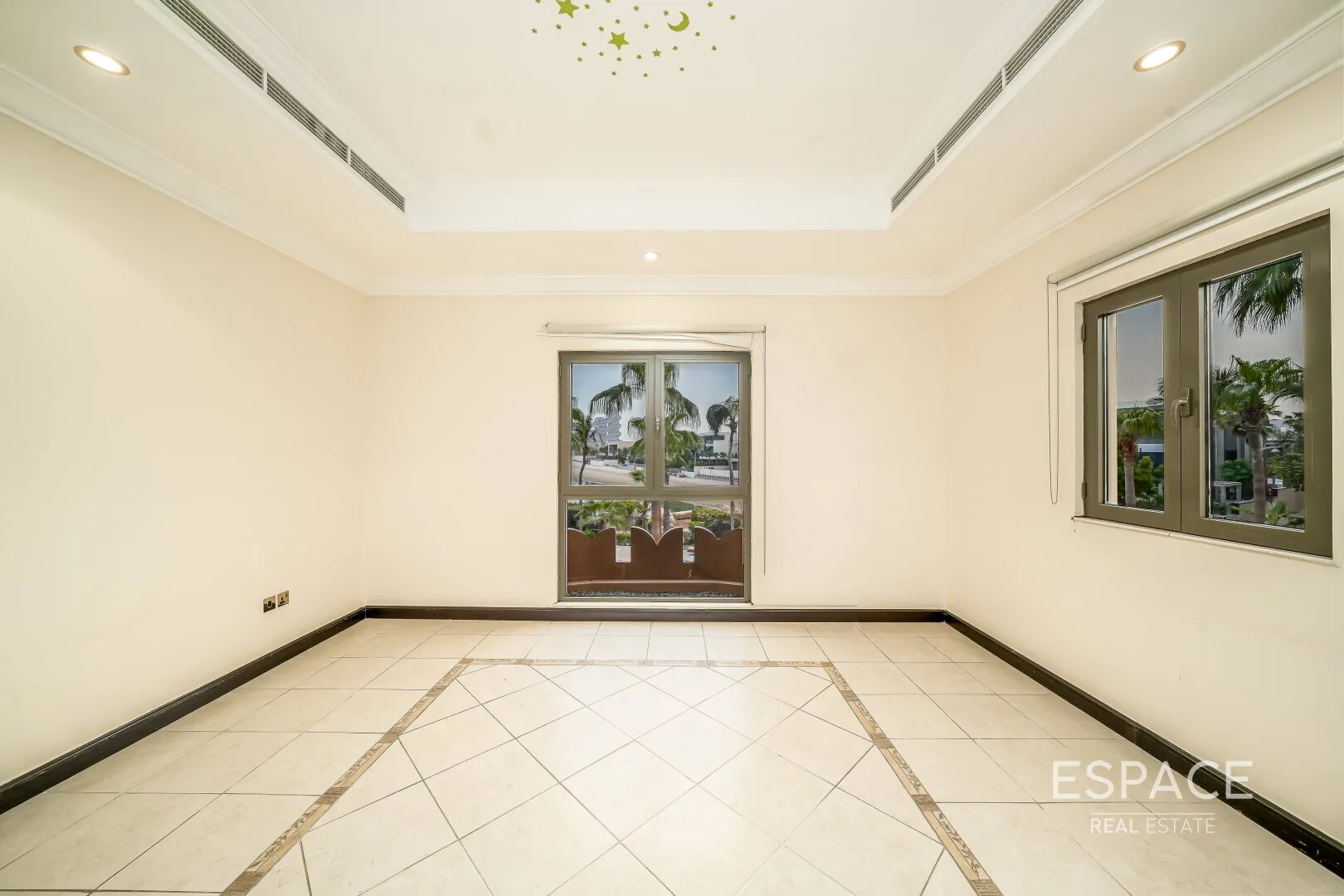 single static gallery