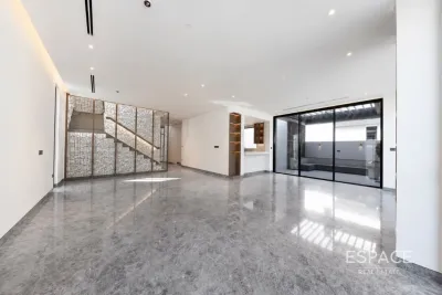 Alaya Gardens, Tilal Al Ghaf, Dubai - Espace