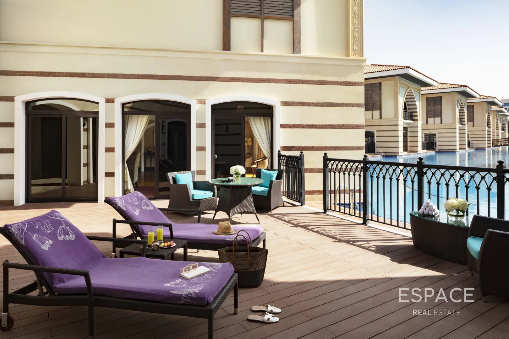 single static gallery