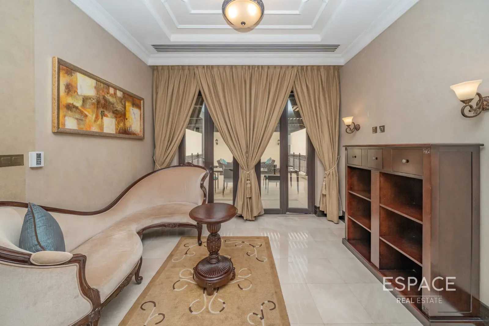 PropertiesGalleryCamera
