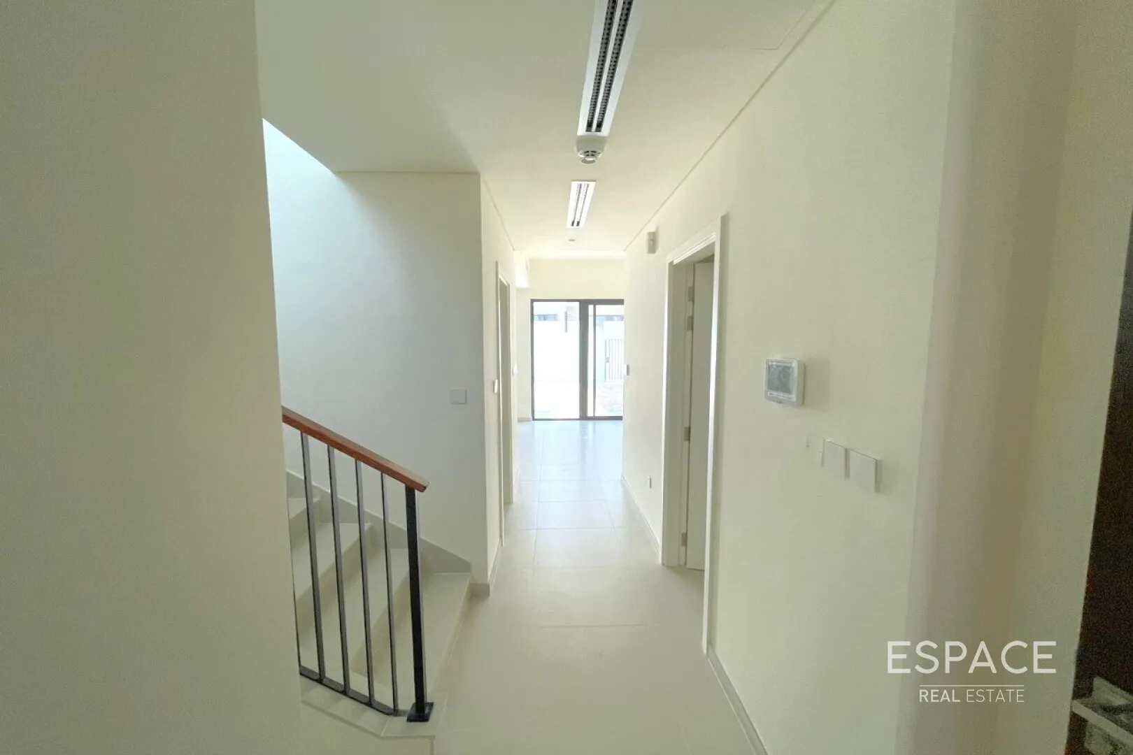 single static gallery