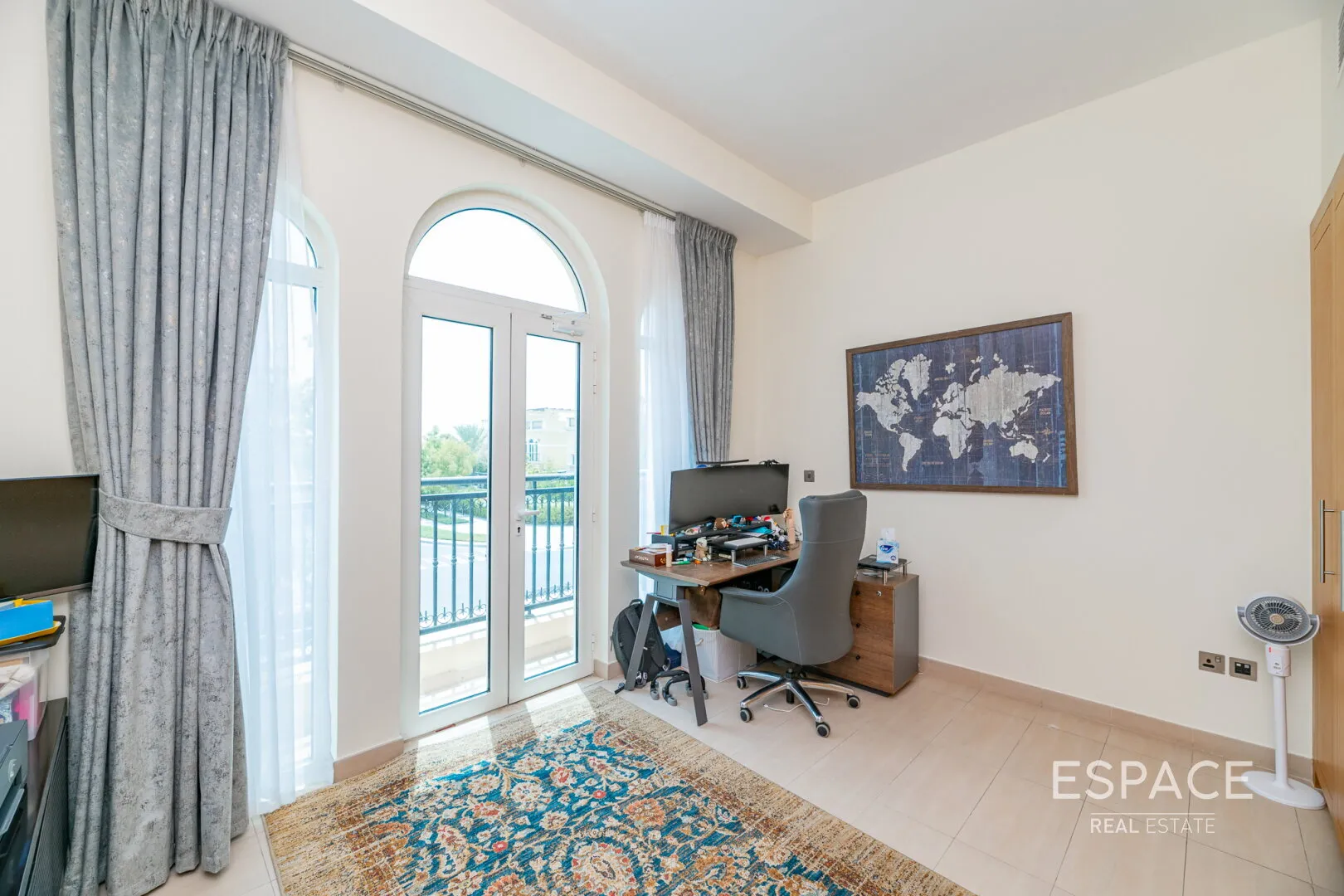 PropertiesGalleryCamera