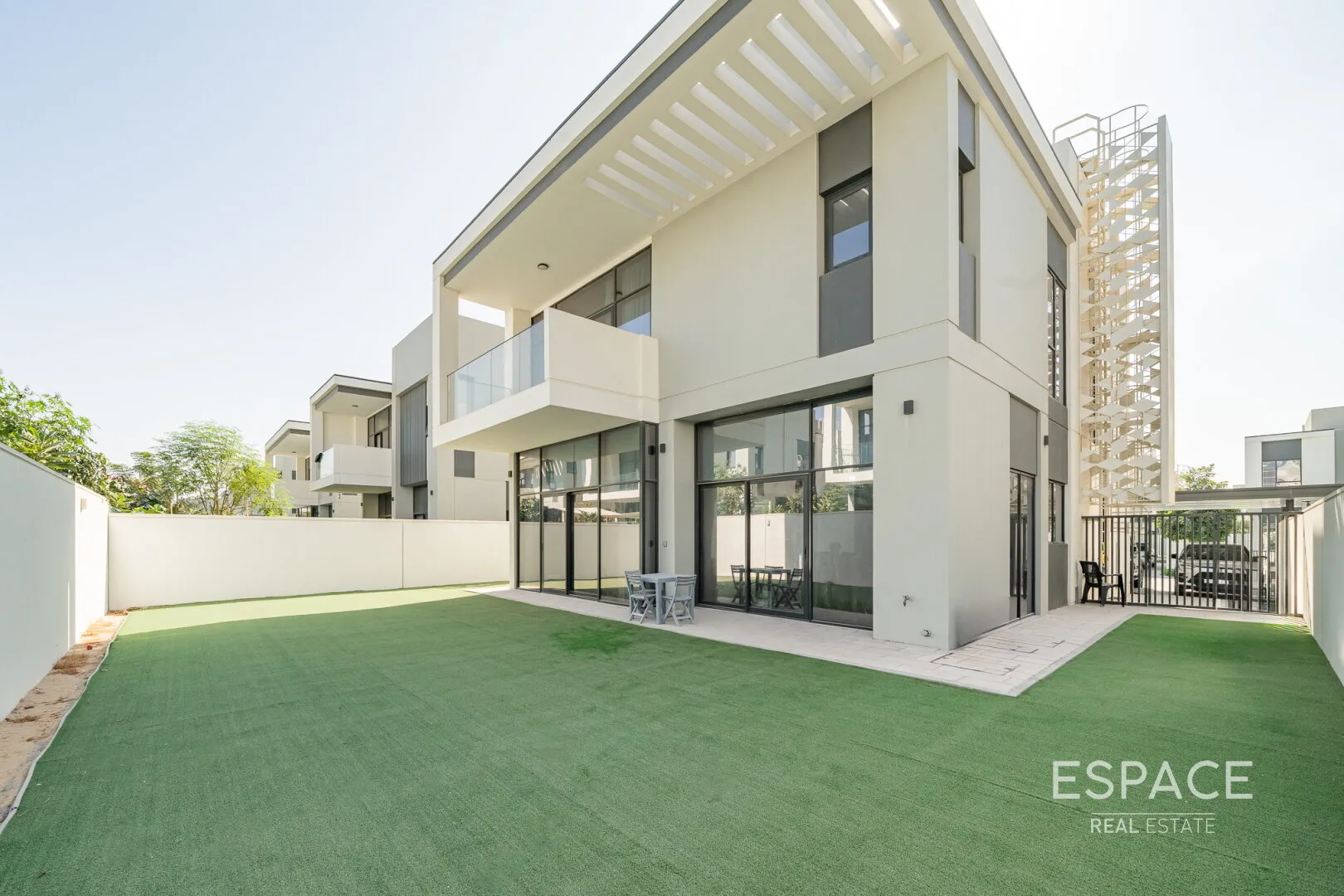 single static gallery