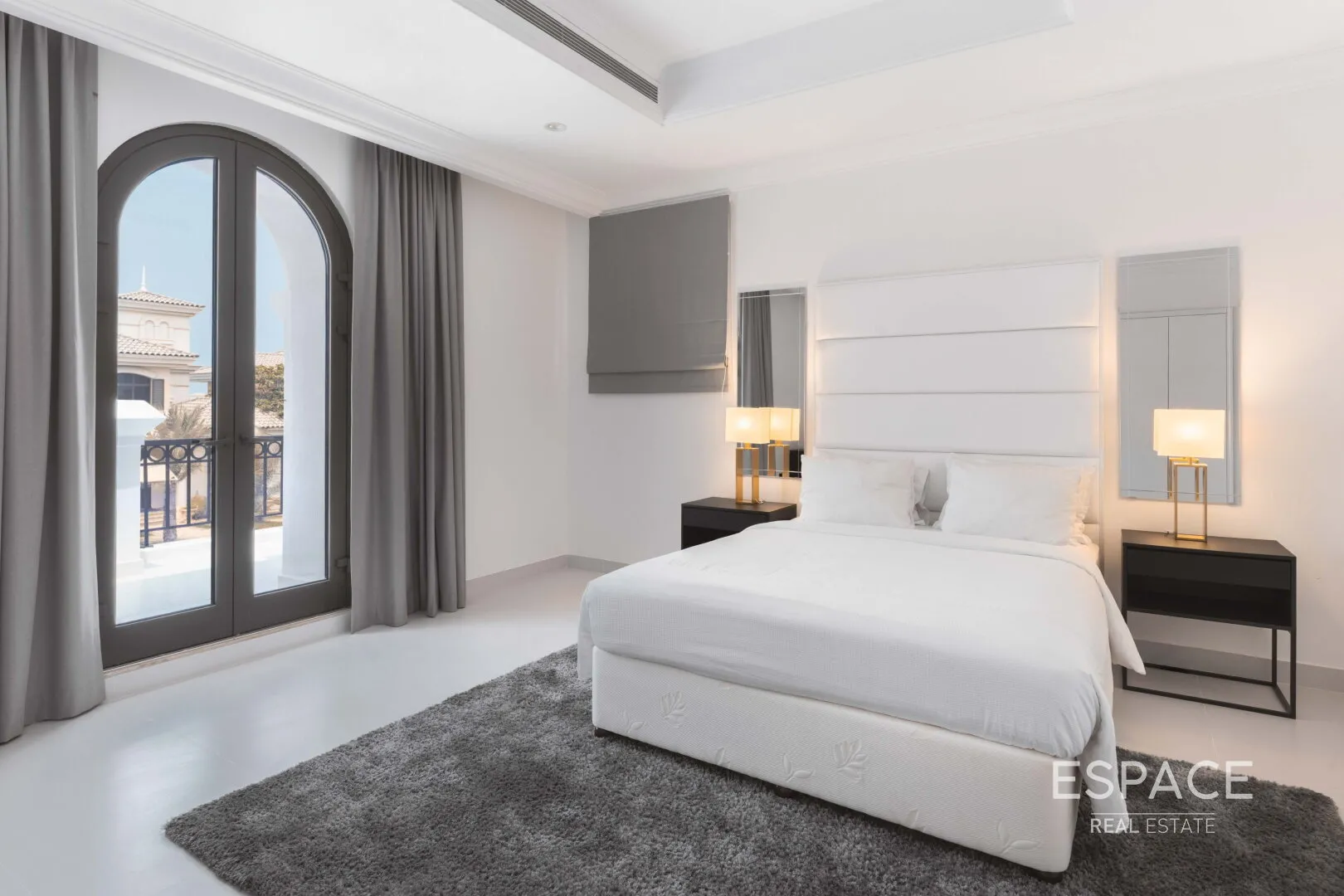 PropertiesGalleryCamera