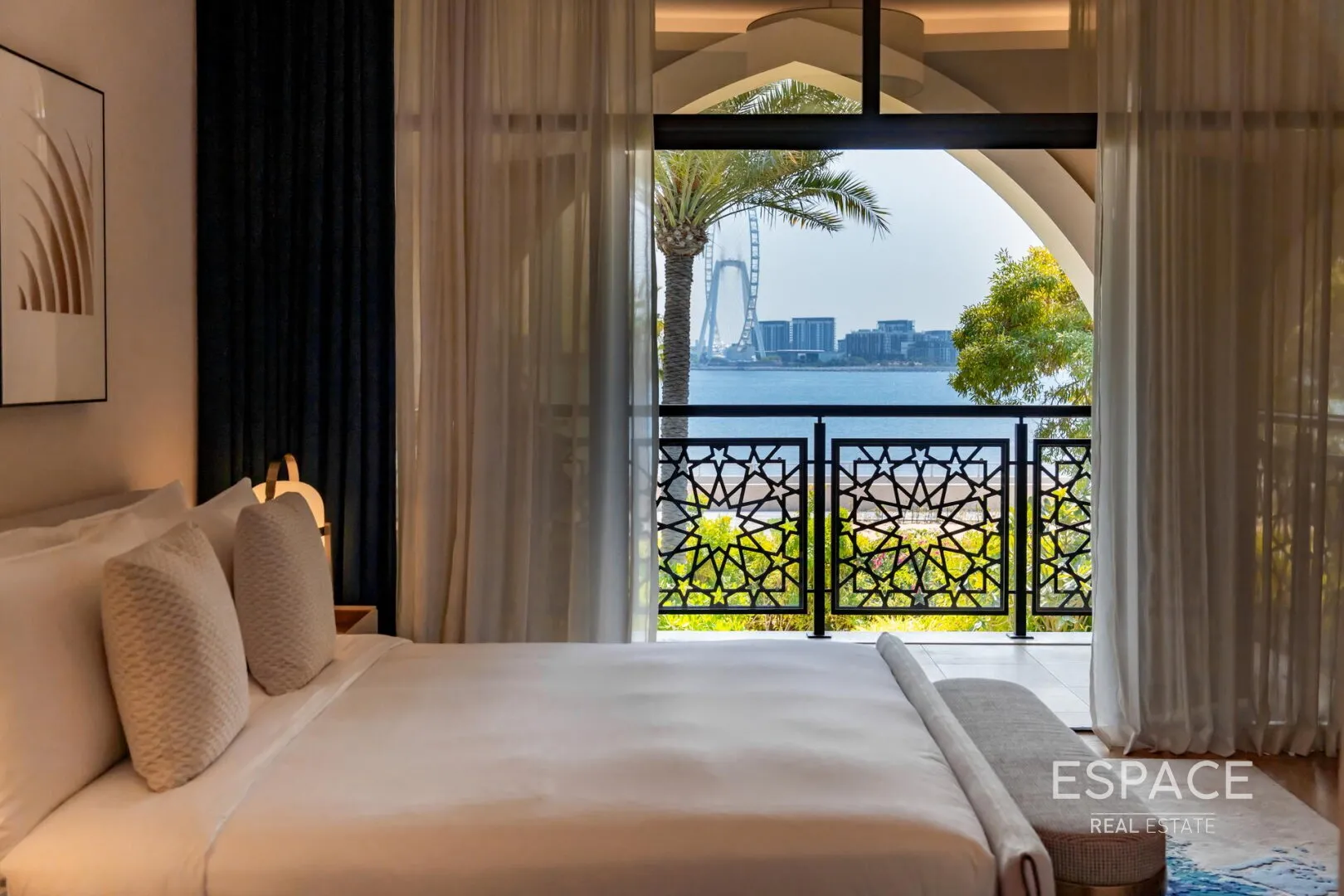 PropertiesGalleryCamera