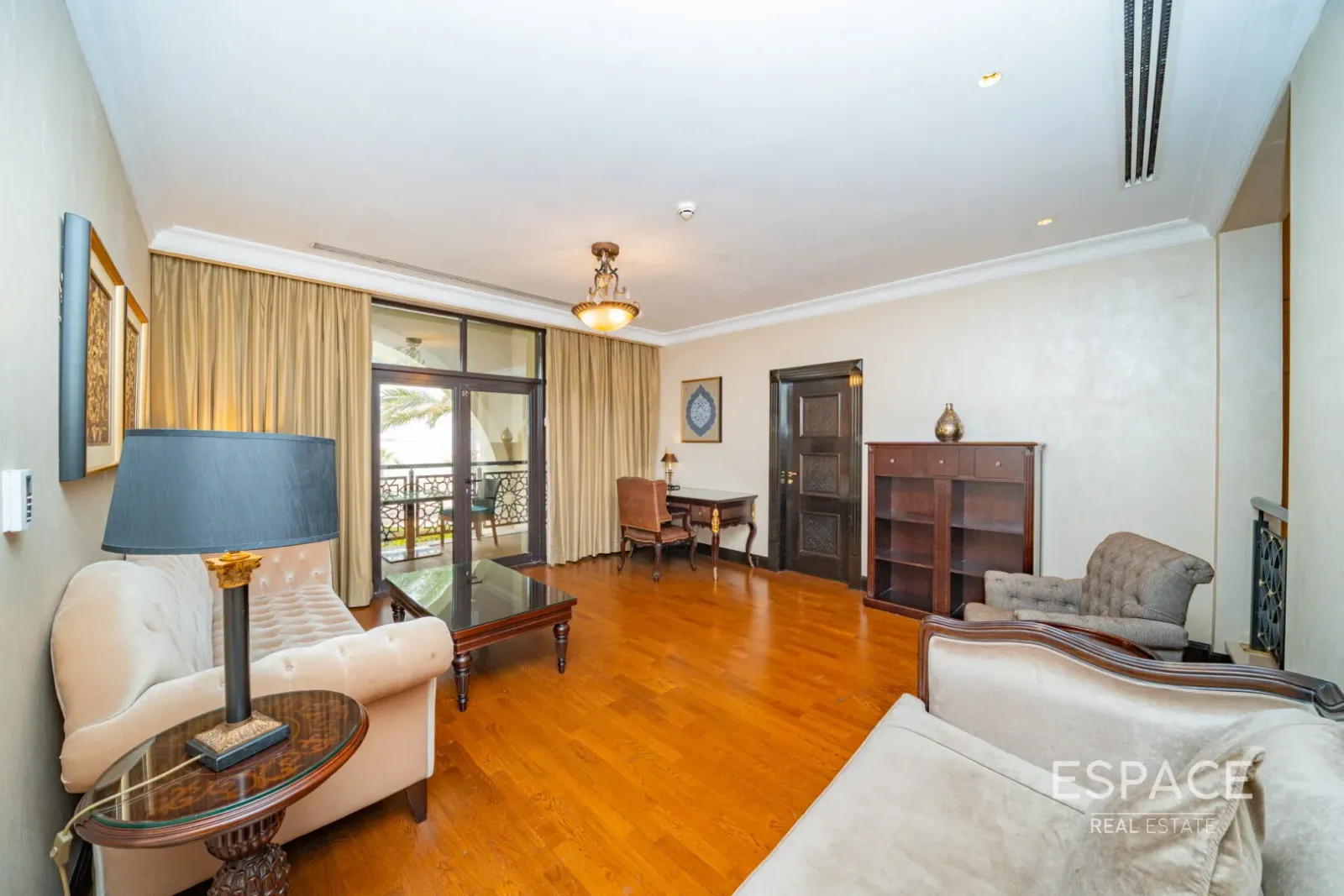PropertiesGalleryCamera