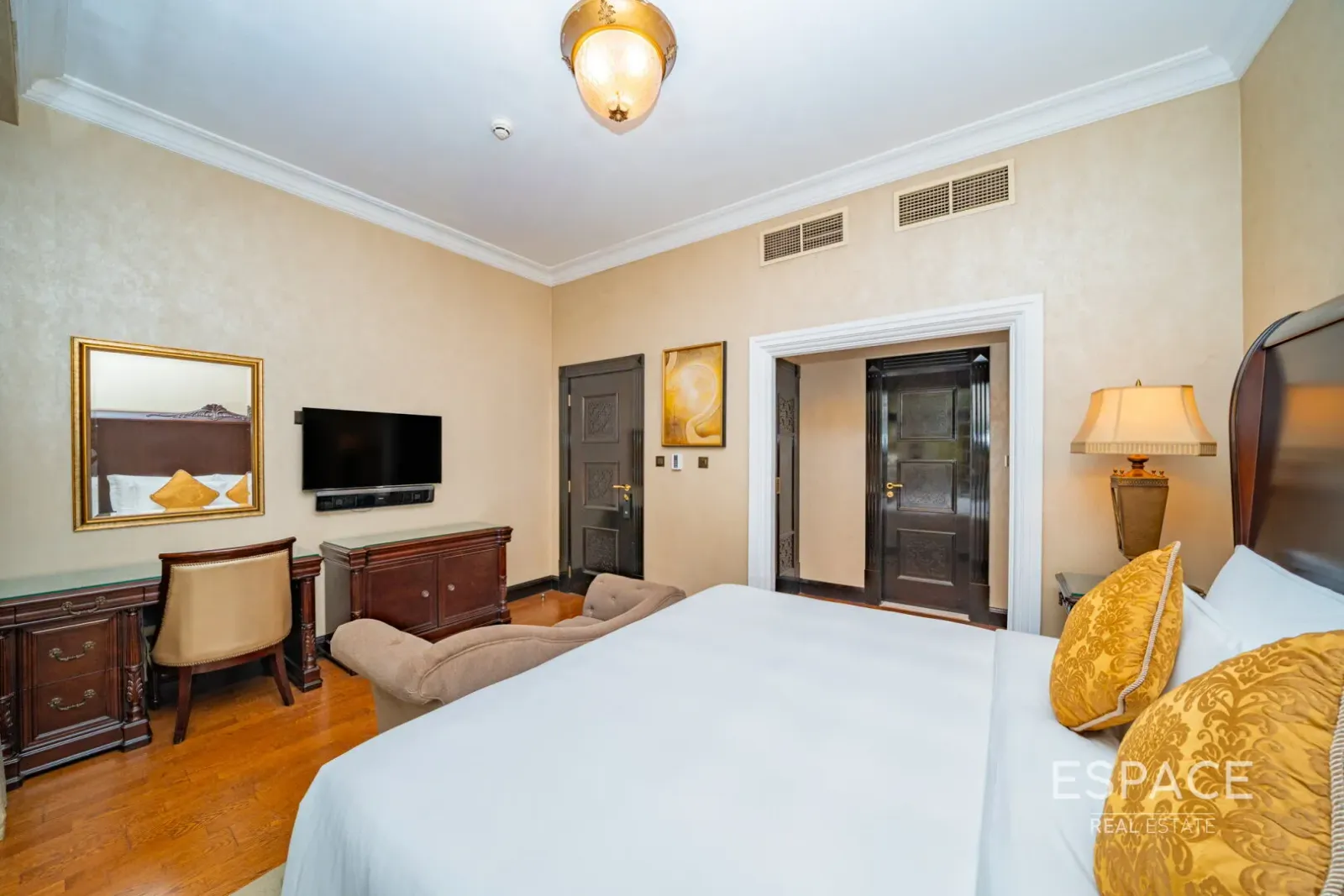 PropertiesGalleryCamera