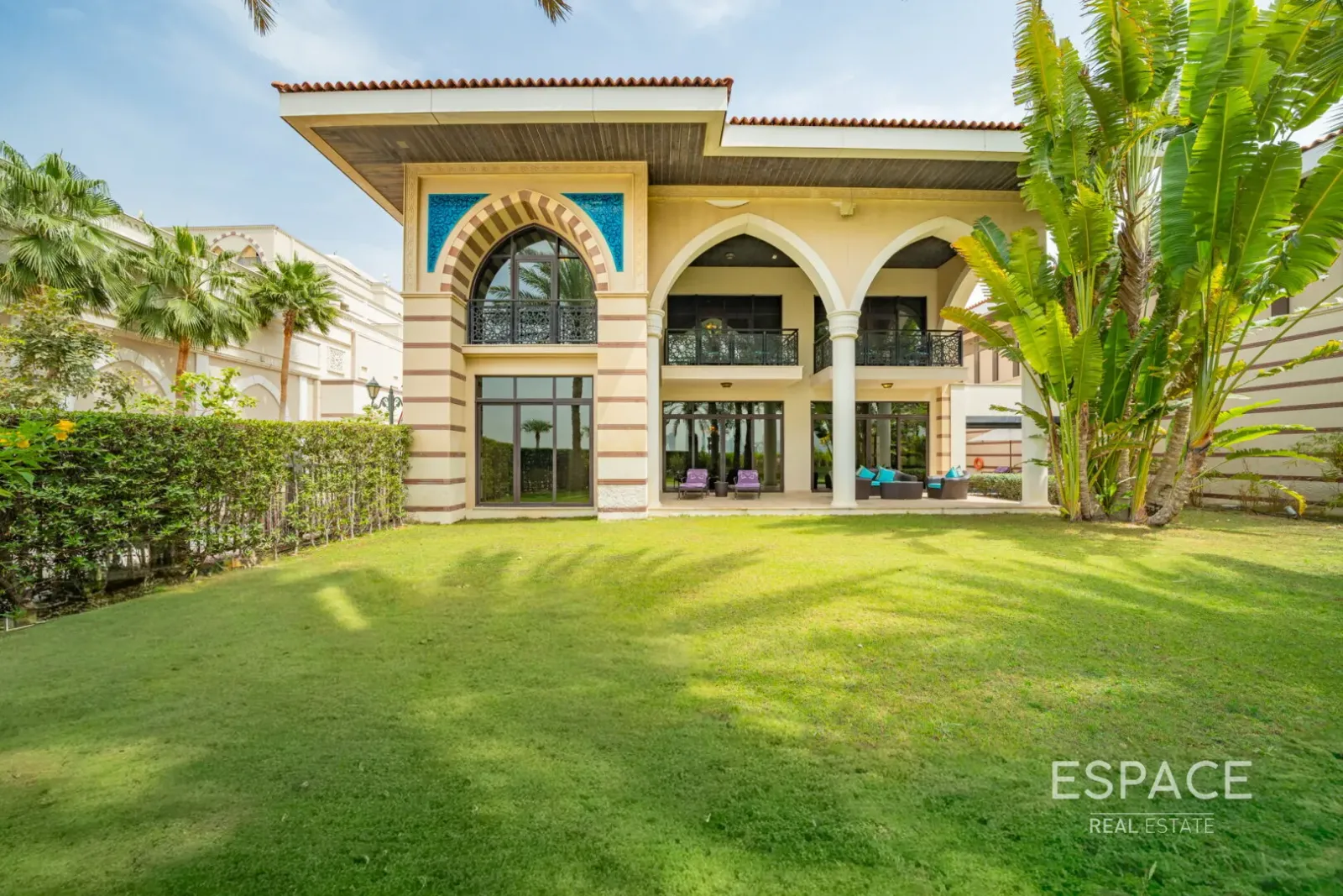PropertiesGalleryCamera