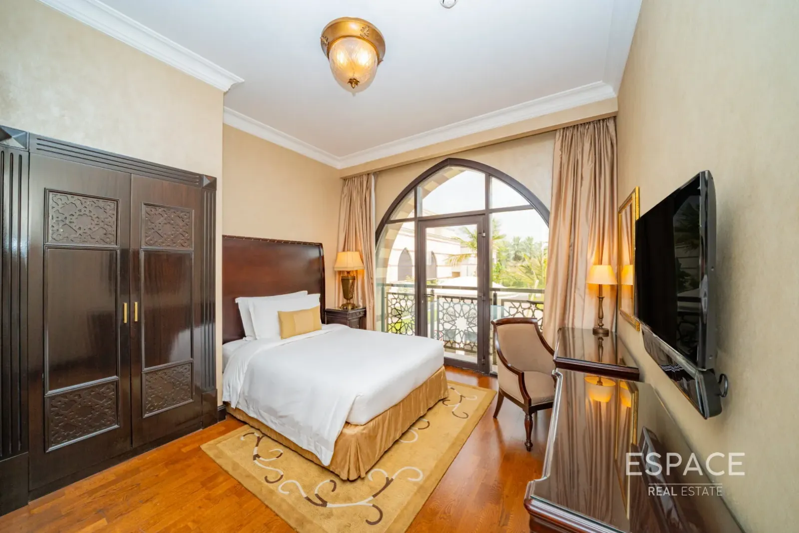 PropertiesGalleryCamera