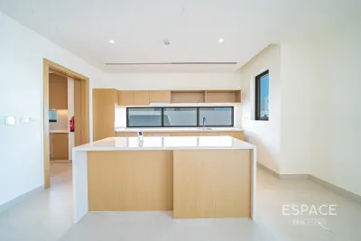 Tilal Al Furjan - Phase 2, Al Furjan, Dubai - Espace