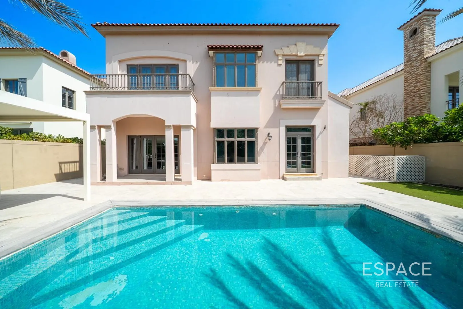 PropertiesGalleryCamera