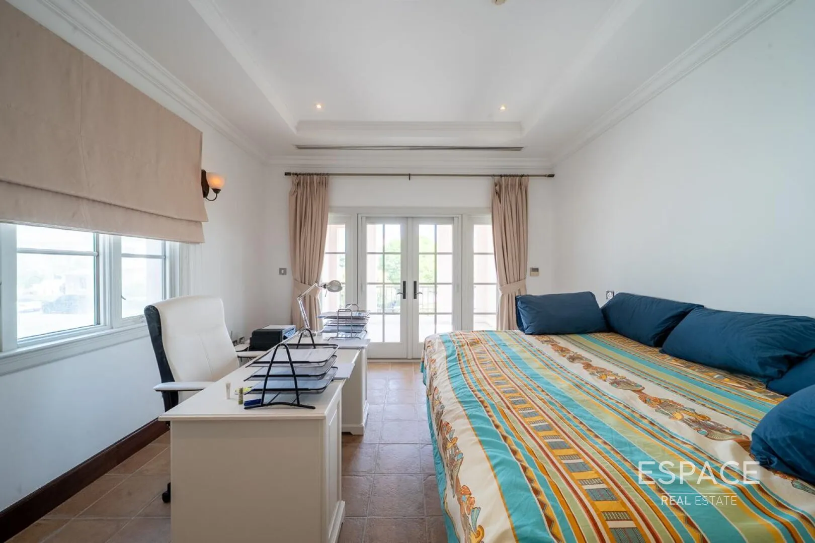 PropertiesGalleryCamera