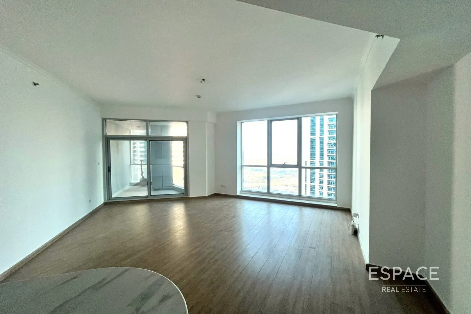 single static gallery