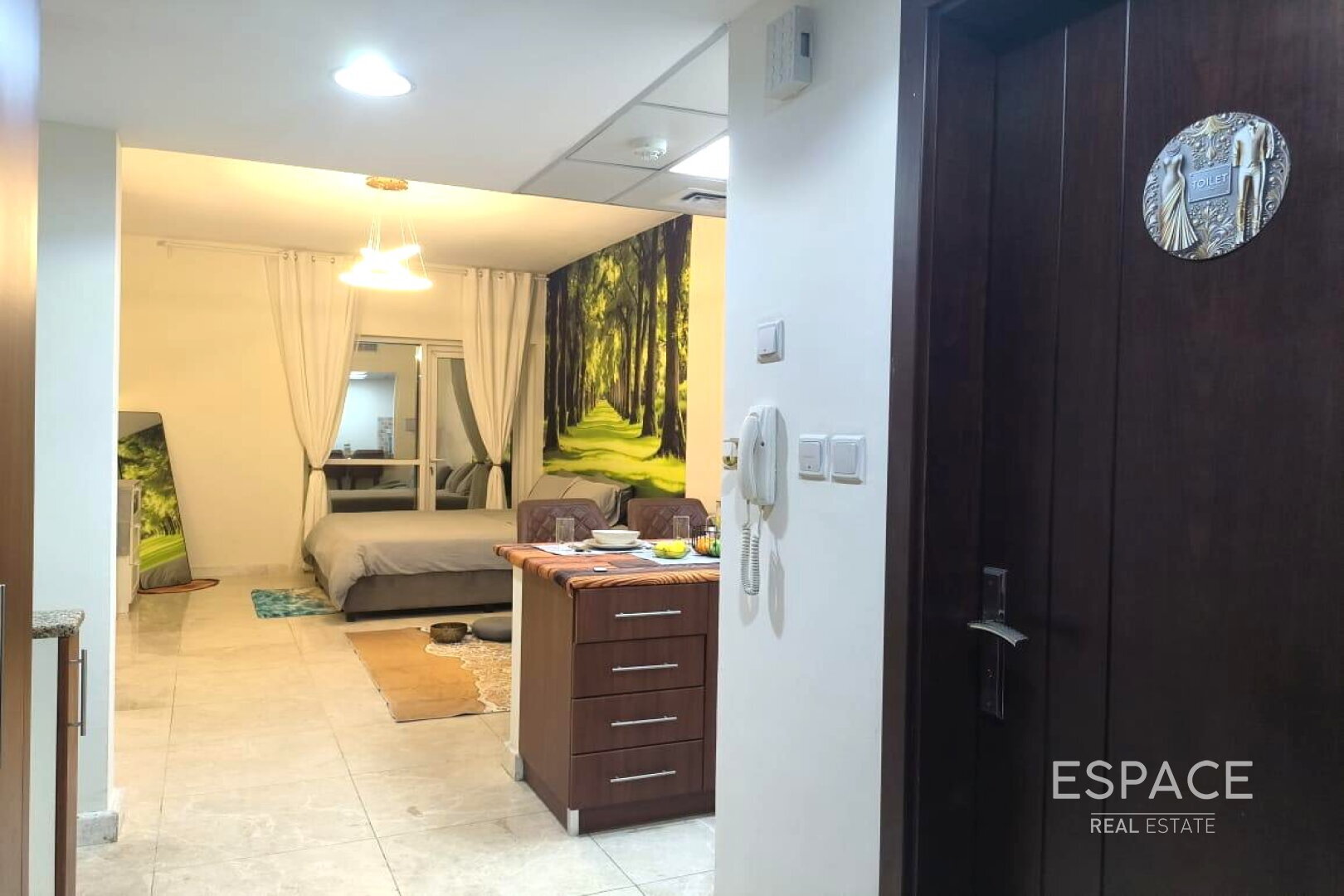 PropertiesGalleryCamera