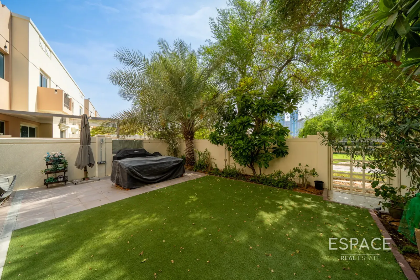 PropertiesGalleryCamera