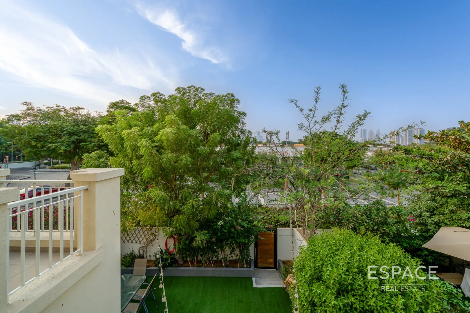 PropertiesGalleryCamera