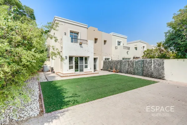 Al Reem 2, Arabian Ranches, Dubai - Espace