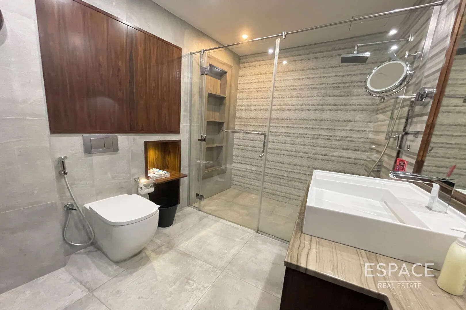 PropertiesGalleryCamera