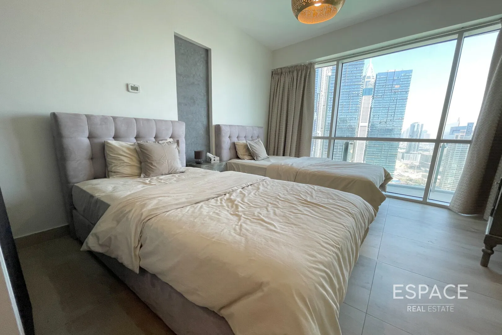 PropertiesGalleryCamera