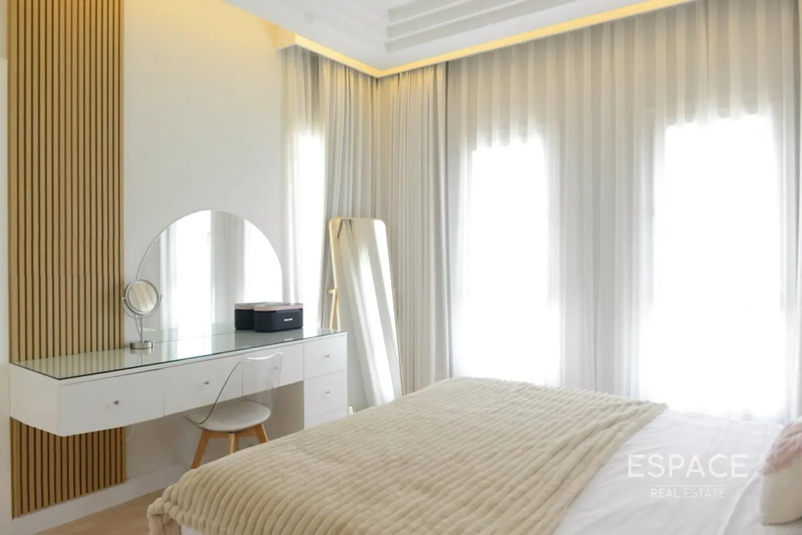 PropertiesGalleryCamera