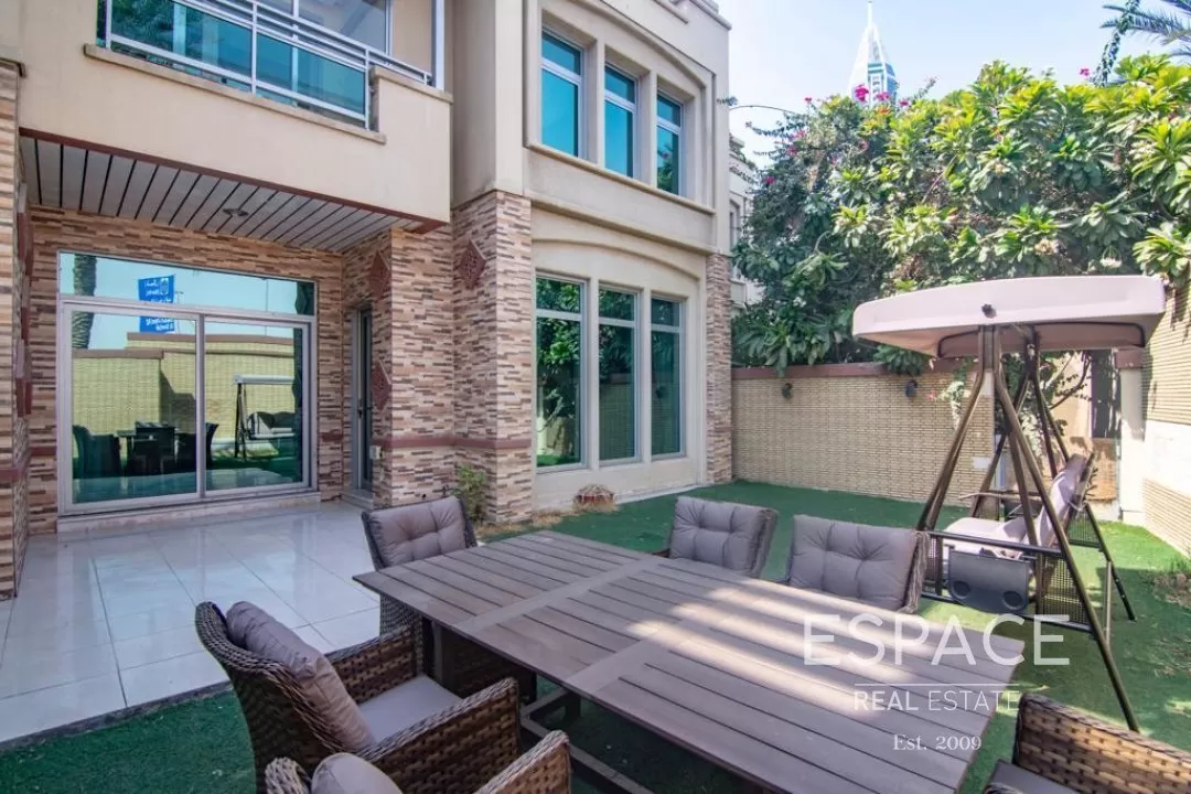 single static gallery