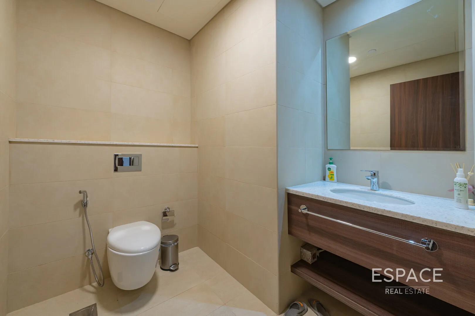 single static gallery