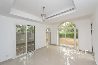 Al Reem 1, Arabian Ranches, Dubai - Espace