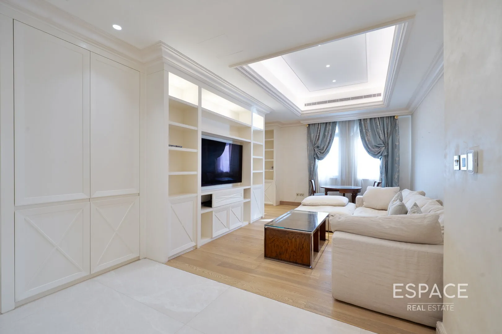 PropertiesGalleryCamera