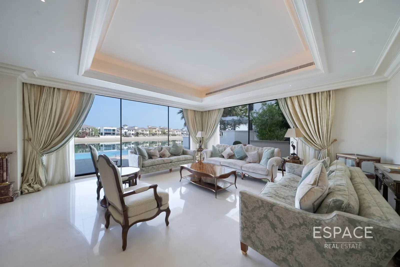 PropertiesGalleryCamera