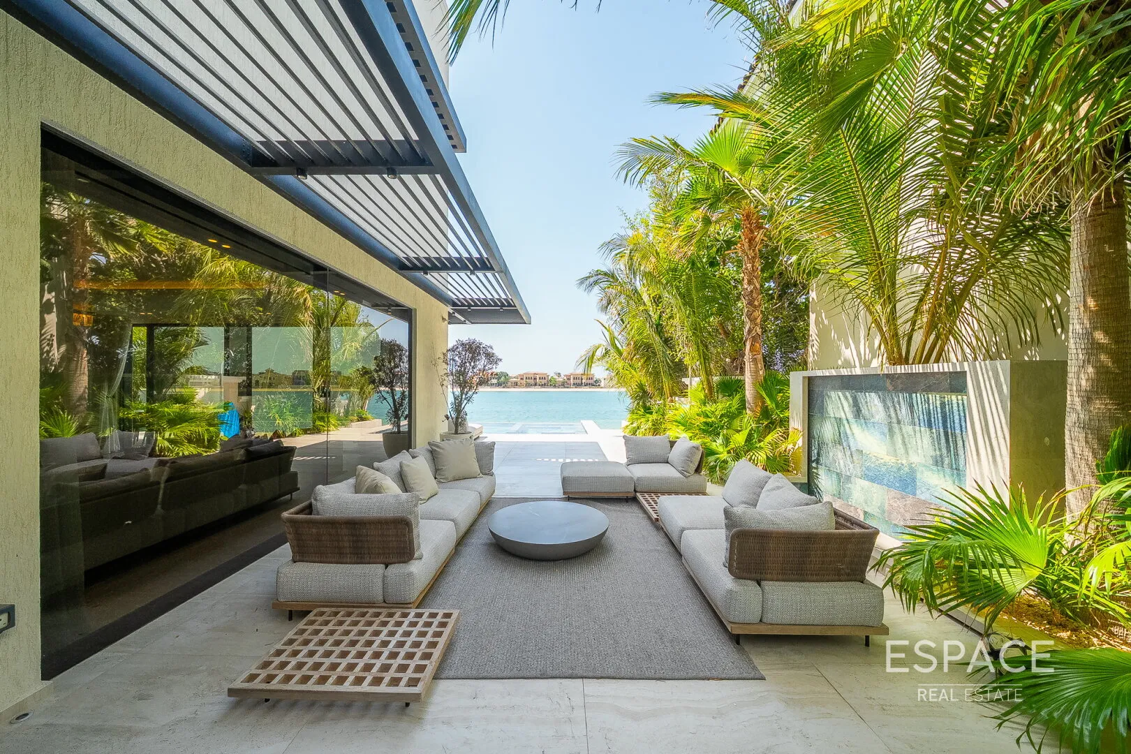 PropertiesGalleryCamera