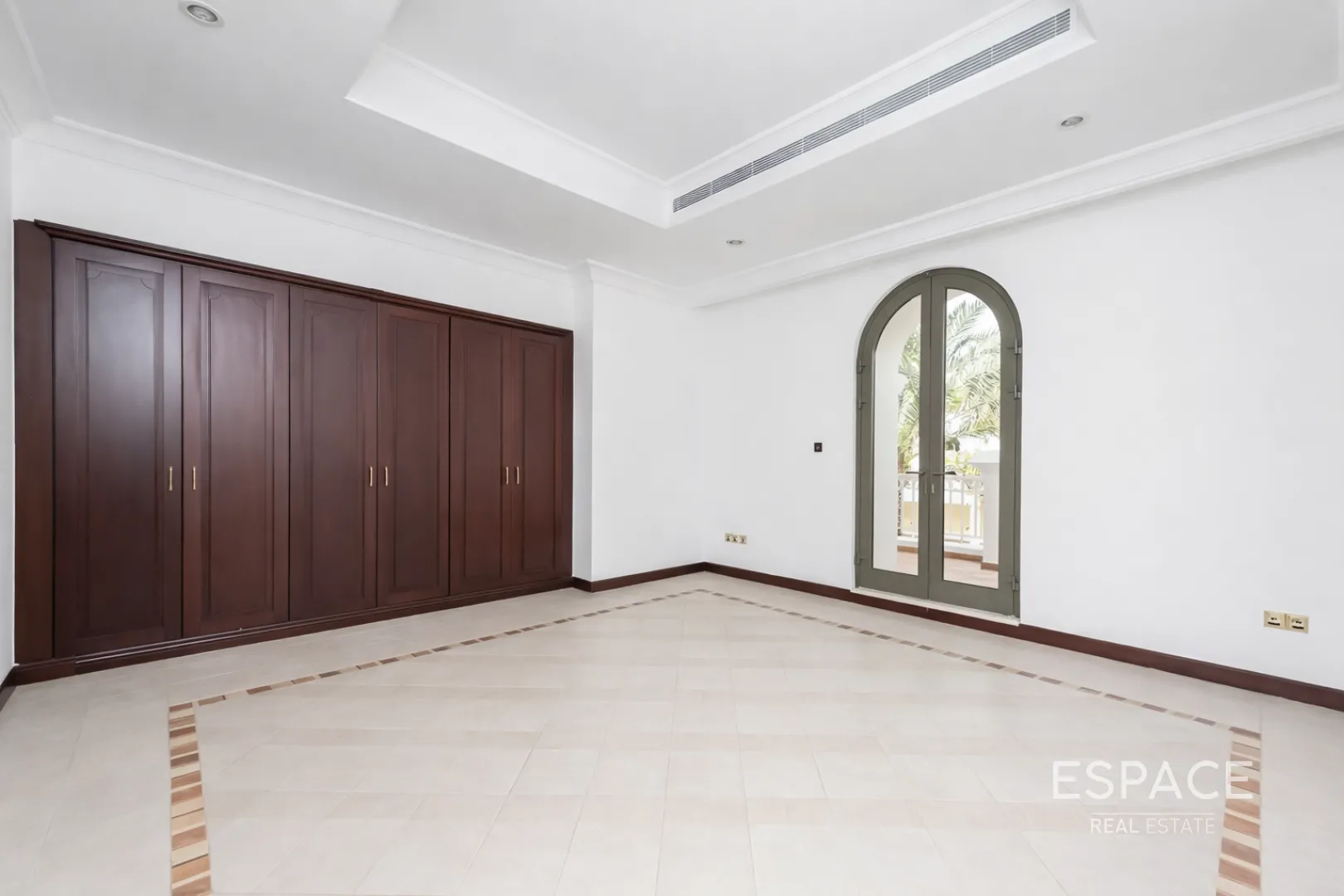 single static gallery