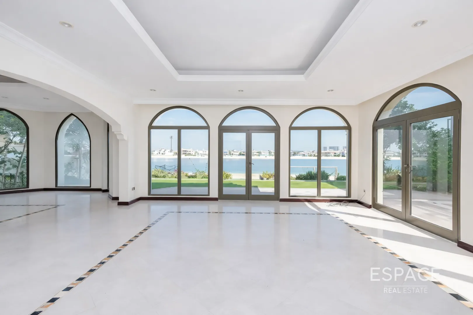 single static gallery