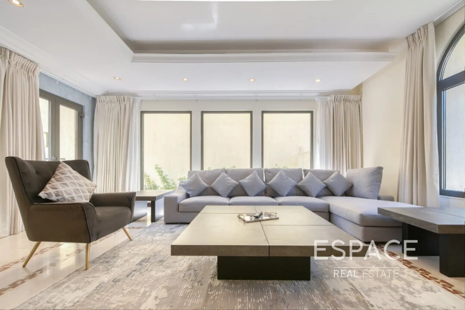 PropertiesGalleryCamera