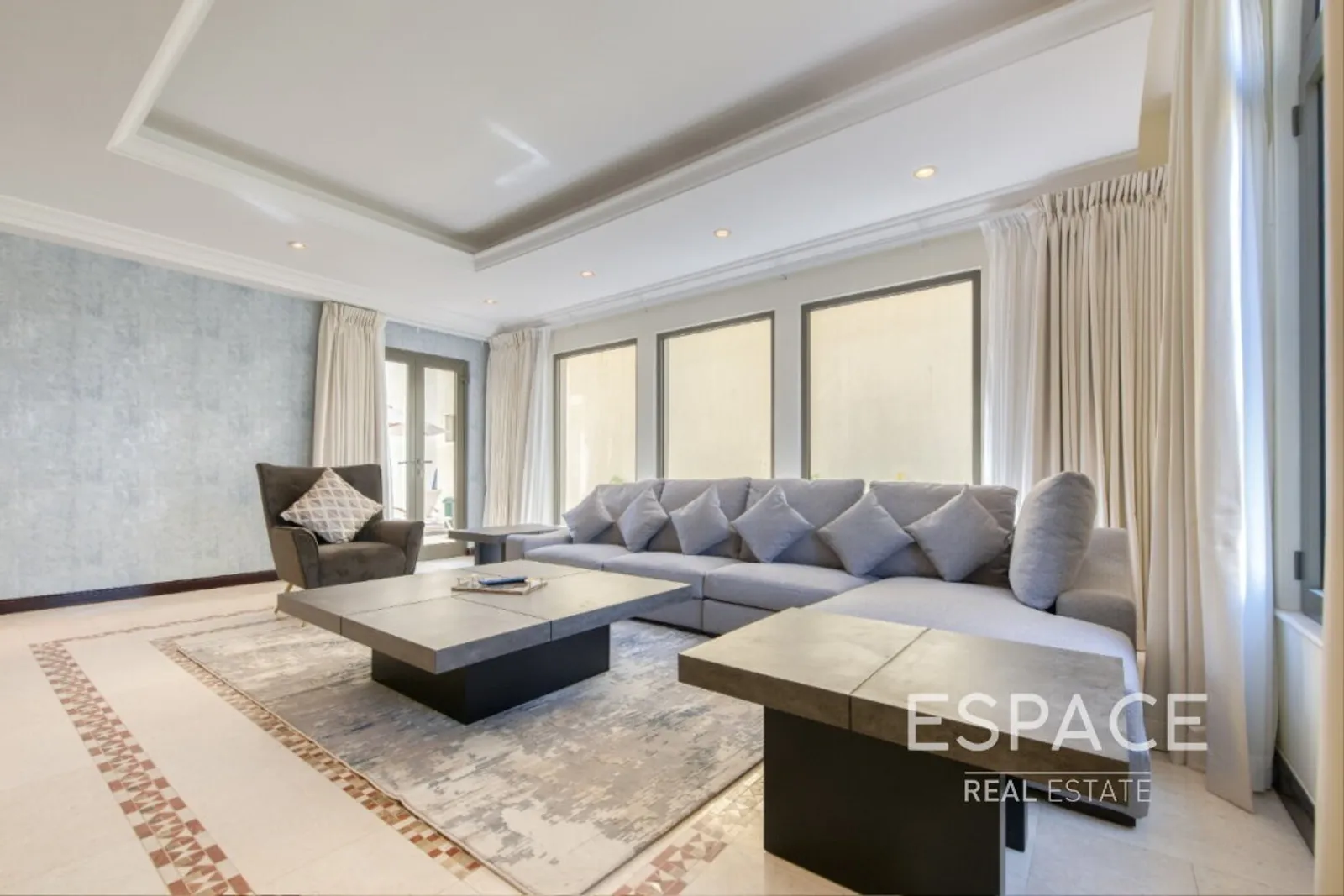 PropertiesGalleryCamera