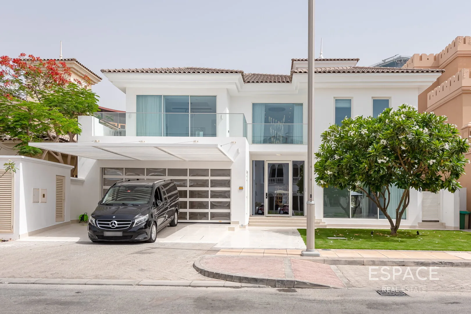 single static gallery