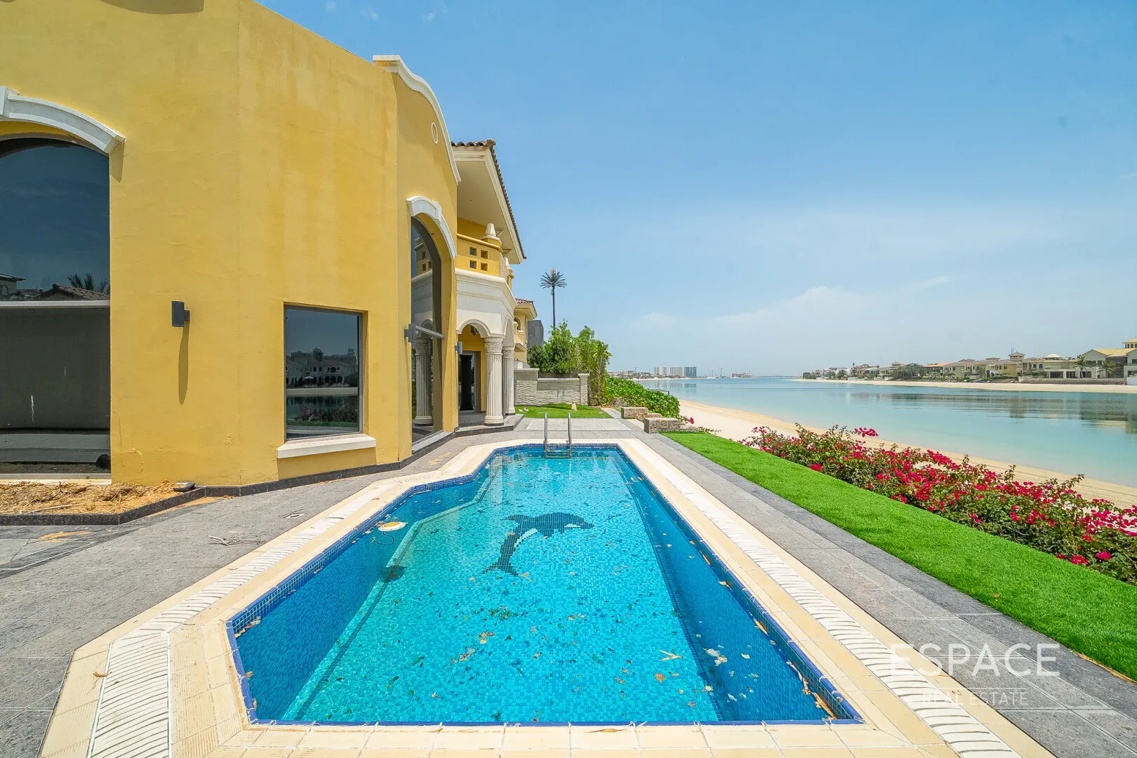 PropertiesGalleryCamera