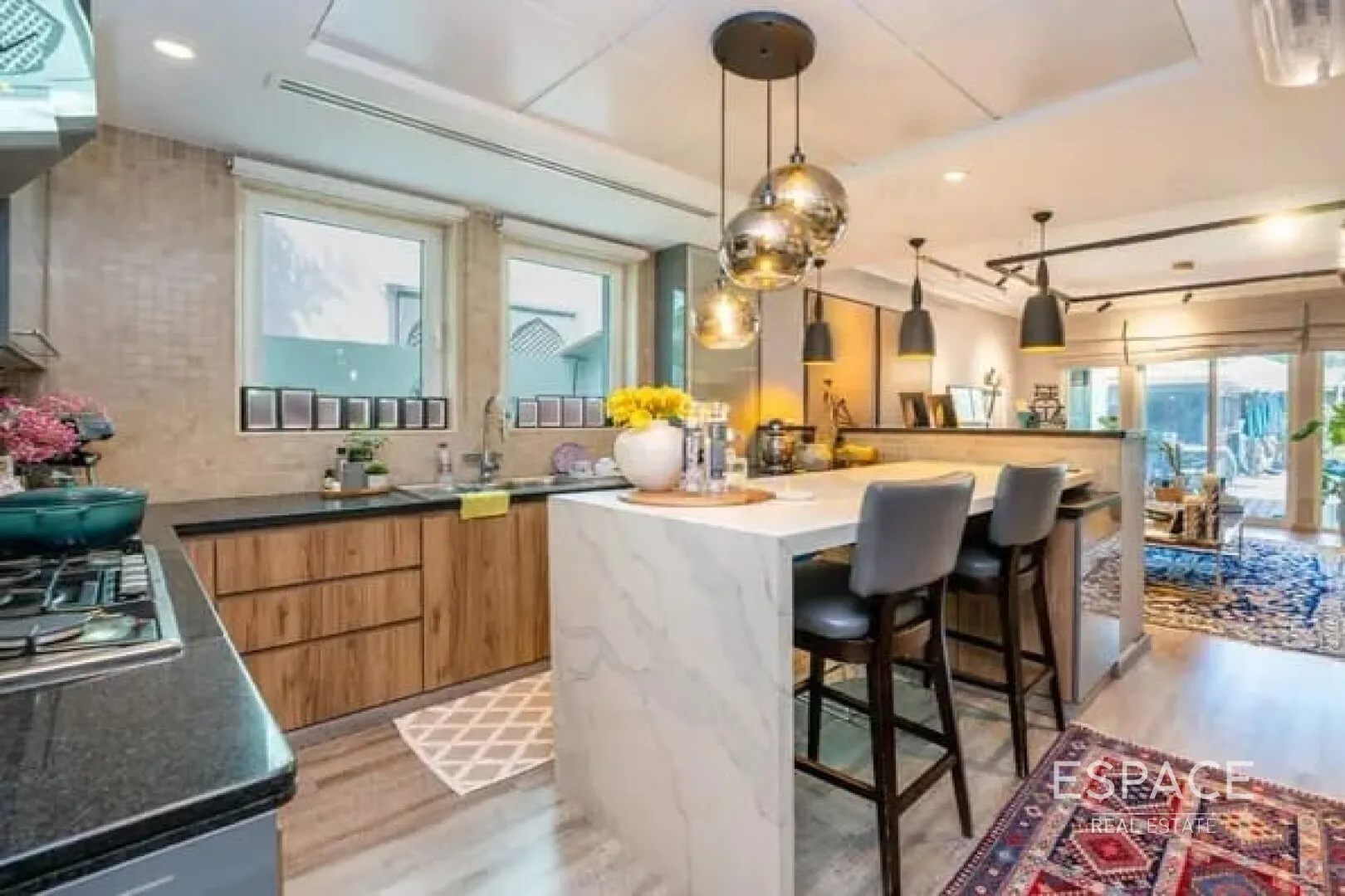 single static gallery