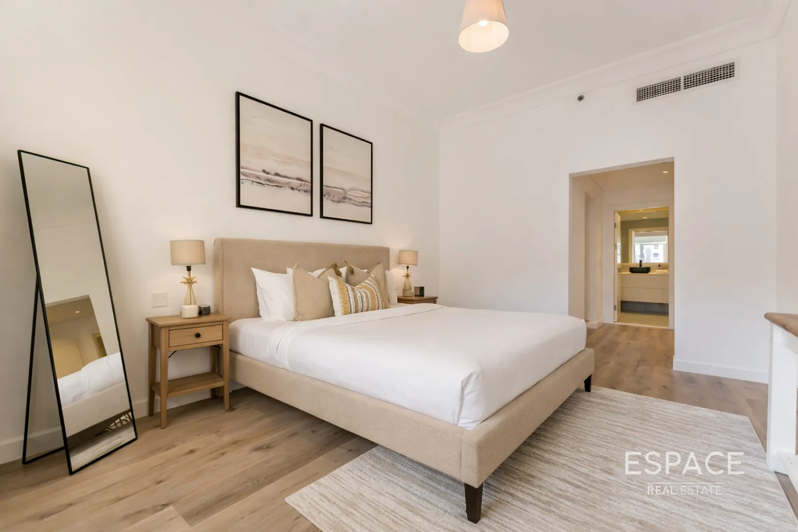 single static gallery