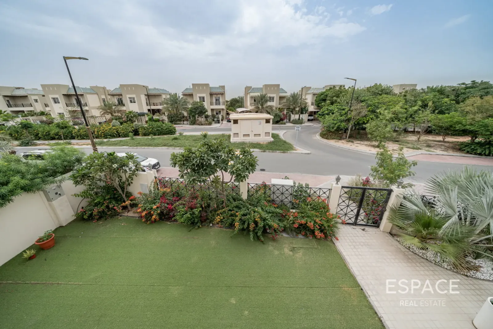 PropertiesGalleryCamera