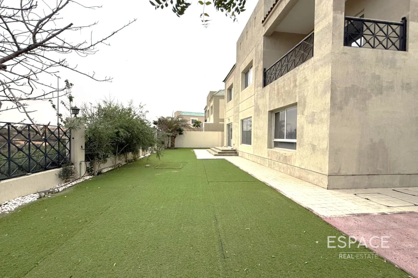 PropertiesGalleryCamera