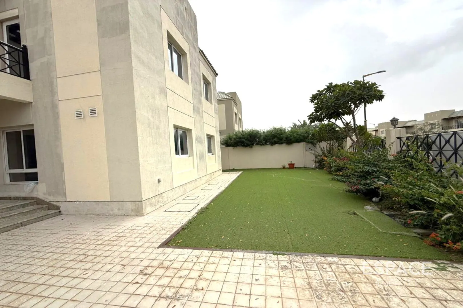 PropertiesGalleryCamera