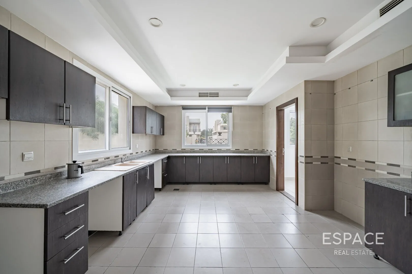 single static gallery