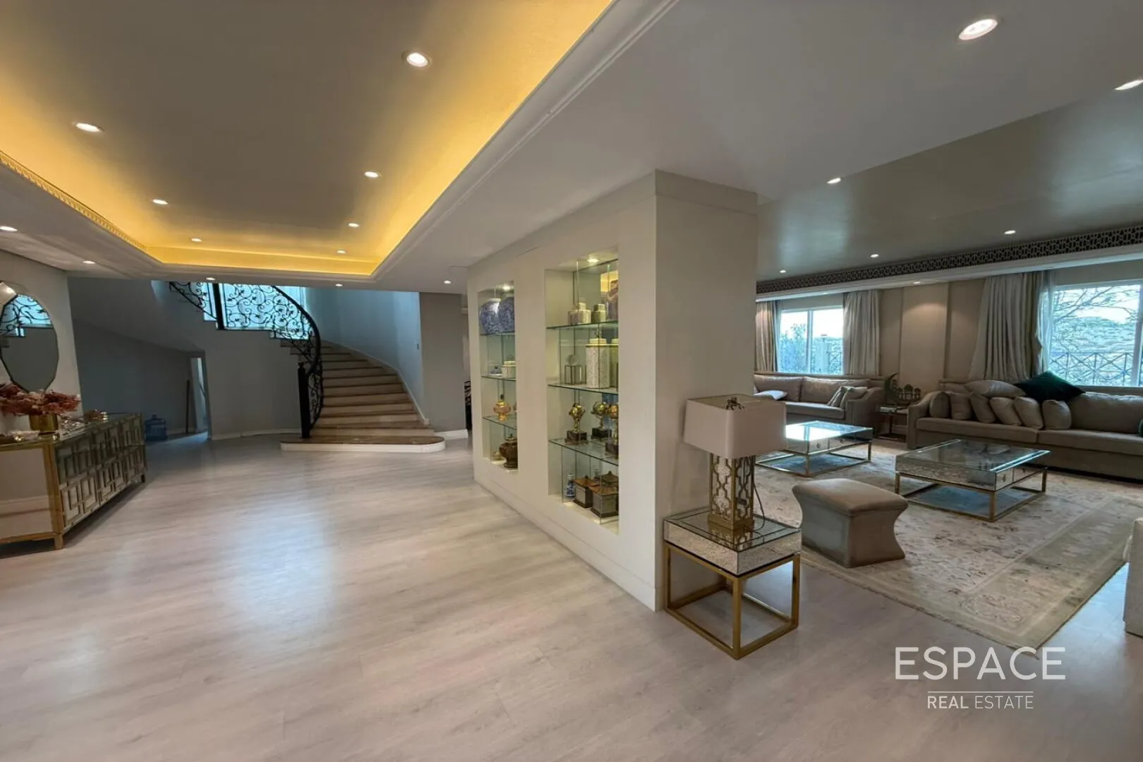 single static gallery