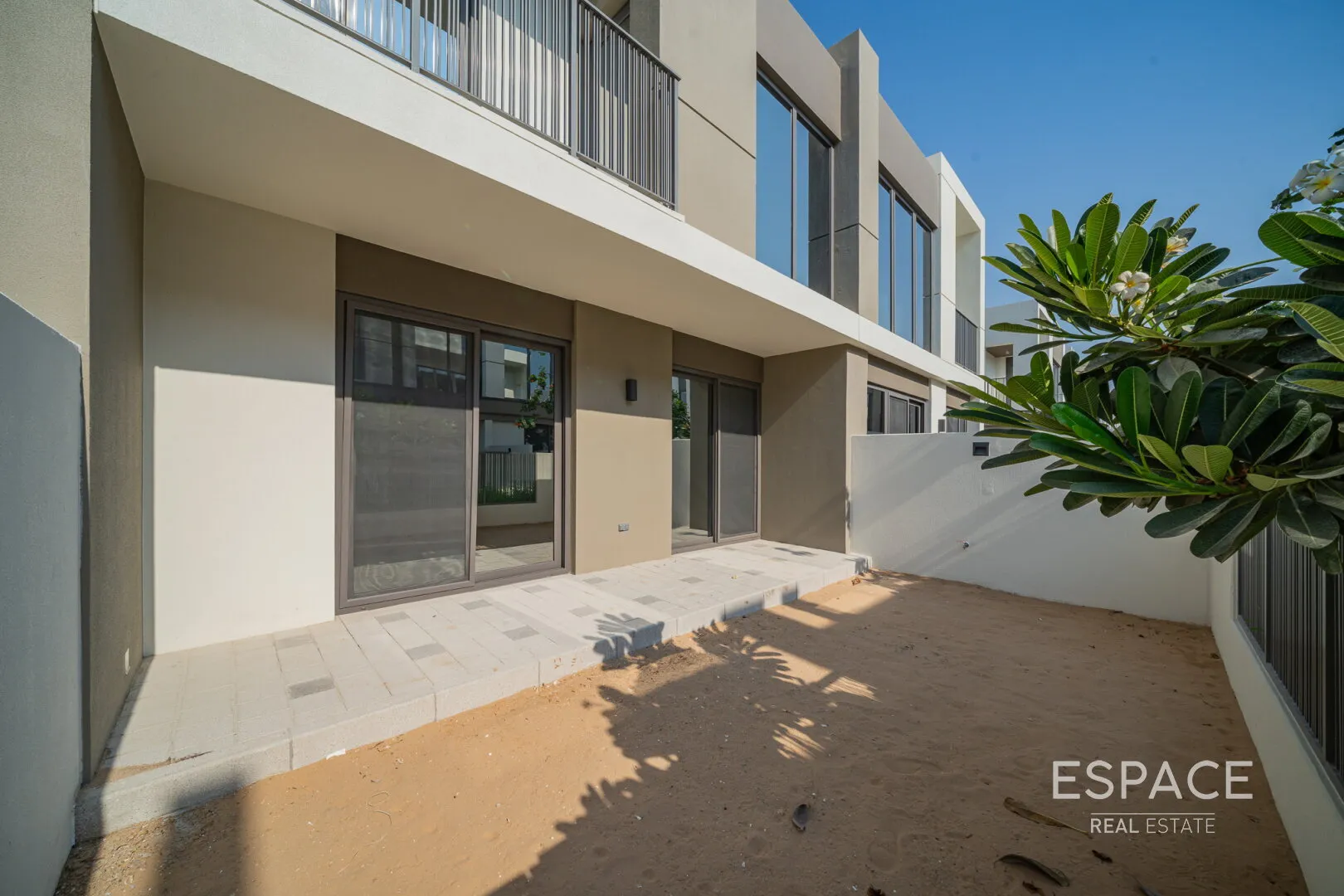 single static gallery