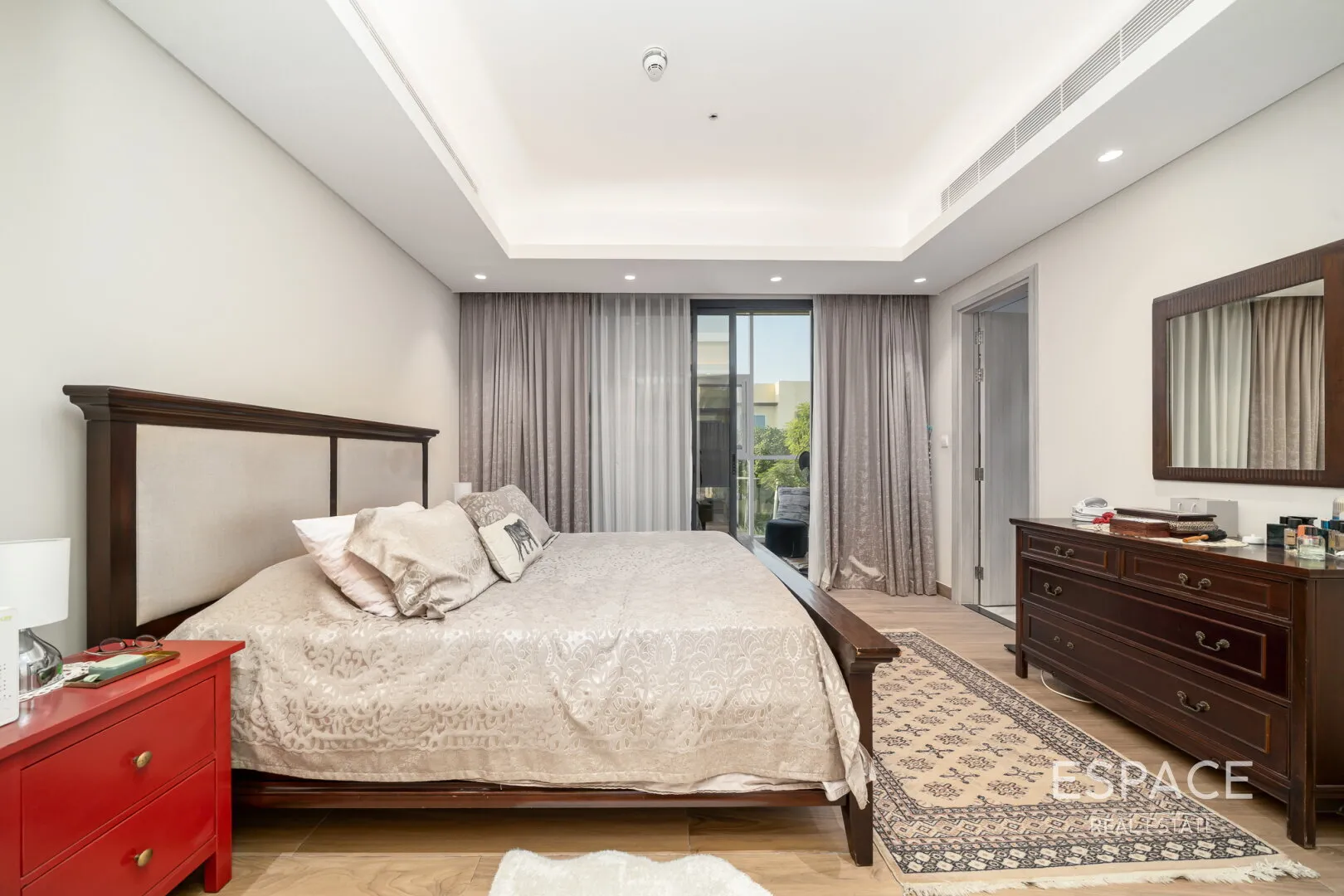 PropertiesGalleryCamera