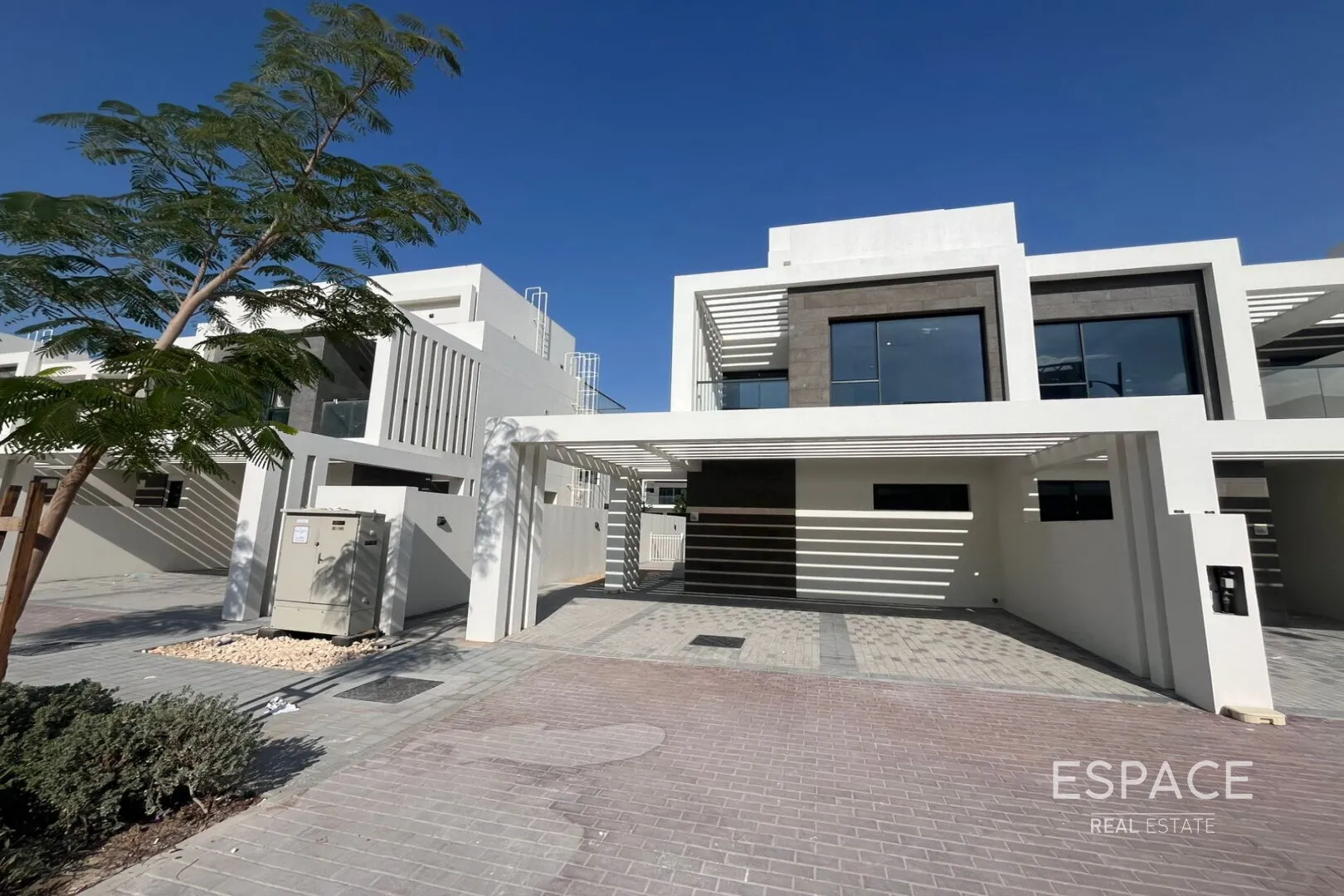 single static gallery