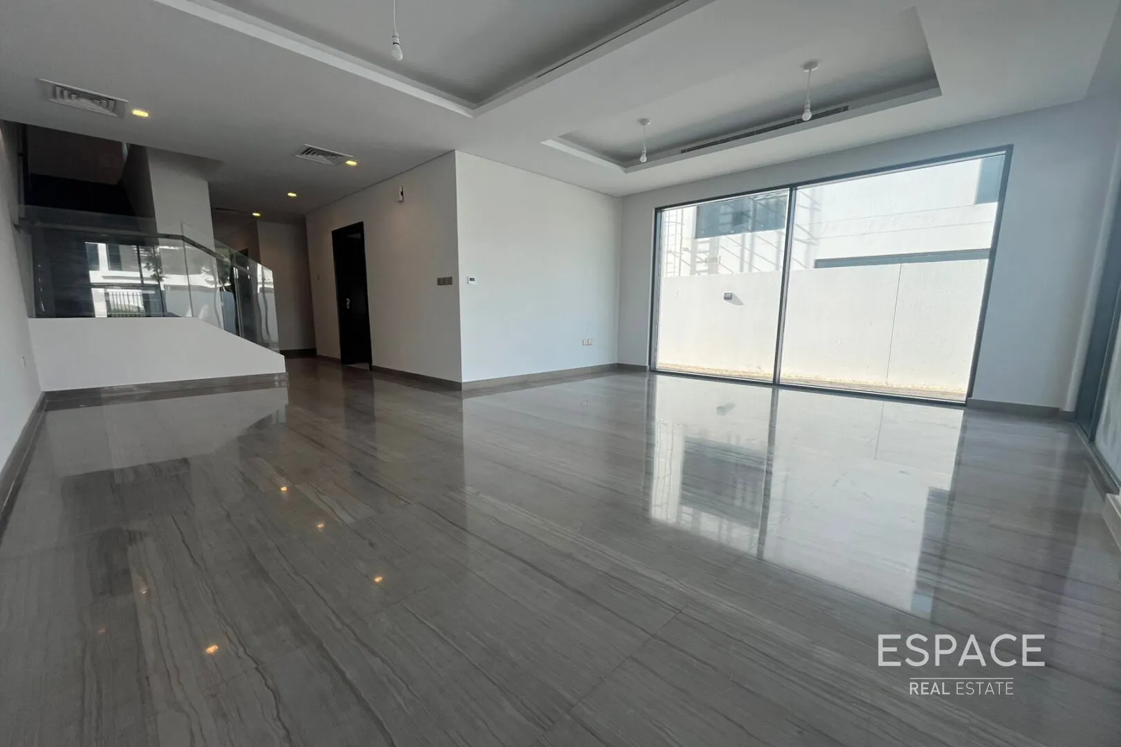 single static gallery